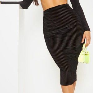 Carla Velvet Skirt